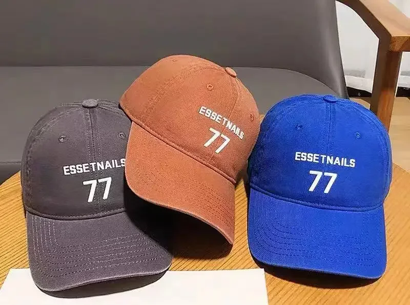 Новинка, цифровая бейсбольная кепка ESSENTILAS 77 для мужчин и женщин, корейское издание, маленькая Солнцезащитная шляпа для показа лица, универсальная уличная шапка с язычком утки
Новинка, цифровая бейсбольная кепка ESSENTILAS 77 для мужчин и женщин, корейское издание, маленькая Солнцезащитная шляпа для показа лица, универсальная уличная шапка с язычком утки