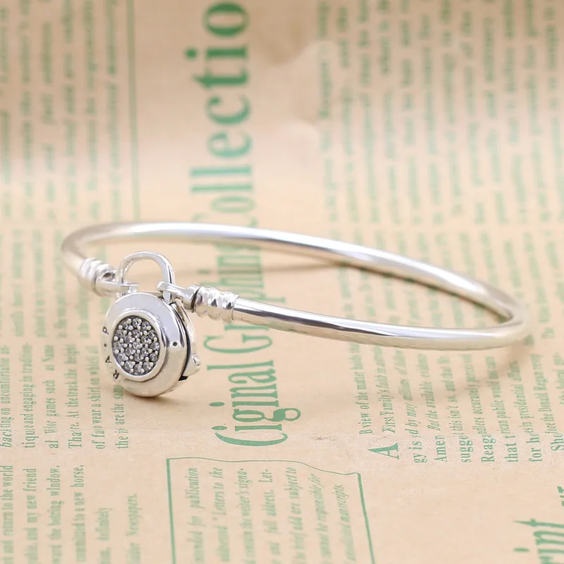 925 Sterling Silver Female Classic Bangles Exquisite Excellent Simple Circle Bangle for Woman Girl Fashion Jewelry Bracelets
925 Sterling Silver Female Classic Bangles Exquisite Excellent Simple Circle Bangle for Woman Girl Fashion Jewelry Bracelets