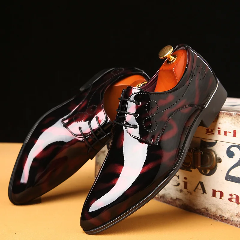 Men Dress Shoes Male Business Wedding Shoes PU Leather Oxfords Formal Shoes Pointed Toe Floral Pattern Shoes yuj89
Men Dress Shoes Male Business Wedding Shoes PU Leather Oxfords Formal Shoes Pointed Toe Floral Pattern Shoes yuj89