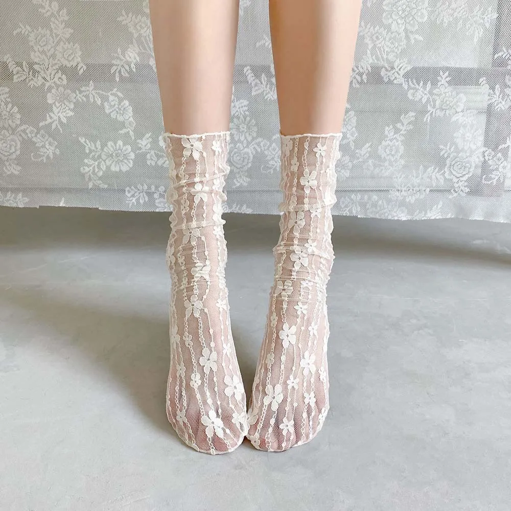 Lace Flower Mesh Socks Female Small Fresh Jacquard Breathable Japanese Jk Korean INS Stacked Hosiery Summer Thin
Lace Flower Mesh Socks Female Small Fresh Jacquard Breathable Japanese Jk Korean INS Stacked Hosiery Summer Thin