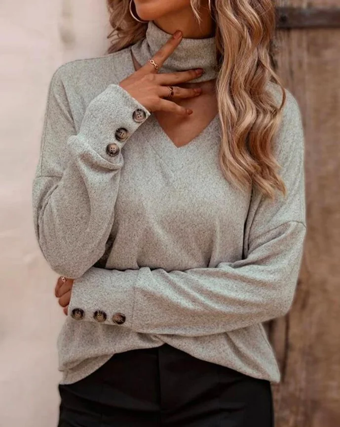 Long Sleeve Casual Top Button Decor V-Neck Plain Grey Tee Daily Fashion Women's T-Shirt Hot Top
Long Sleeve Casual Top Button Decor V-Neck Plain Grey Tee Daily Fashion Women's T-Shirt Hot Top