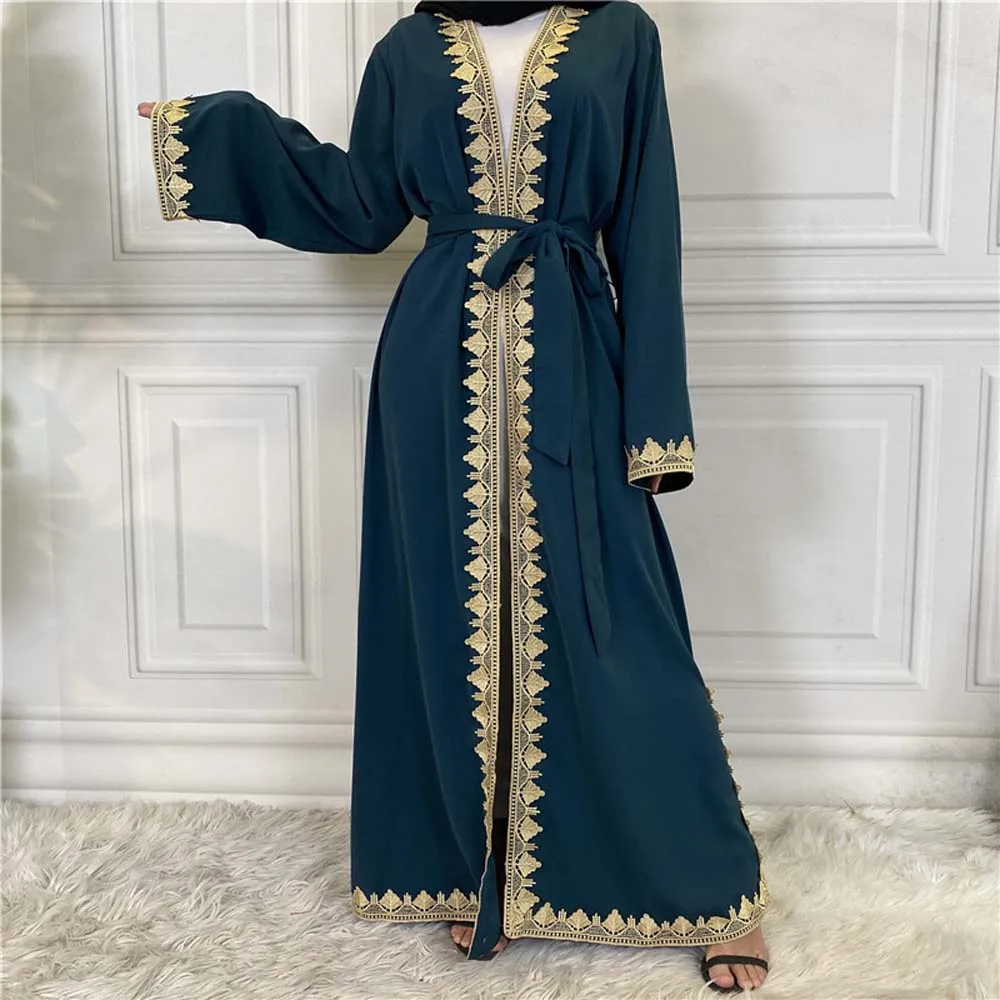 Robe Middle East Muslim Fashion Embroidered Robe Turkish Casual Cardigan Islamic Long Dress 2022 New Kaftan Abayas Moroccan
Robe Middle East Muslim Fashion Embroidered Robe Turkish Casual Cardigan Islamic Long Dress 2022 New Kaftan Abayas Moroccan