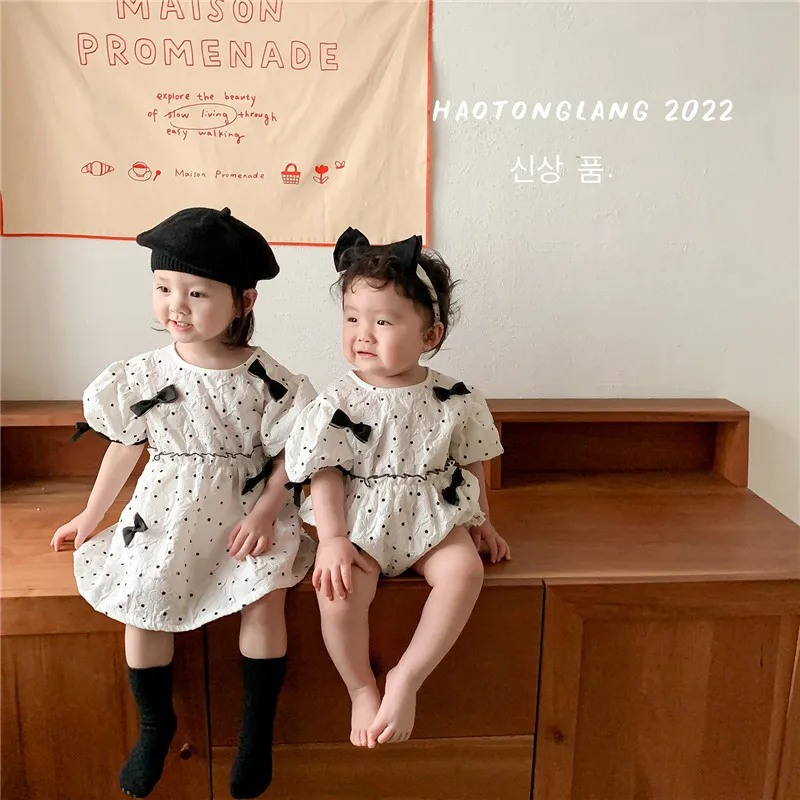 Lemurpapa Summer Korean Sister Clothing Twins Baby Girl Bodysuits Dress Wave Point Birthday Party Princess Dress Onesie
Lemurpapa Summer Korean Sister Clothing Twins Baby Girl Bodysuits Dress Wave Point Birthday Party Princess Dress Onesie