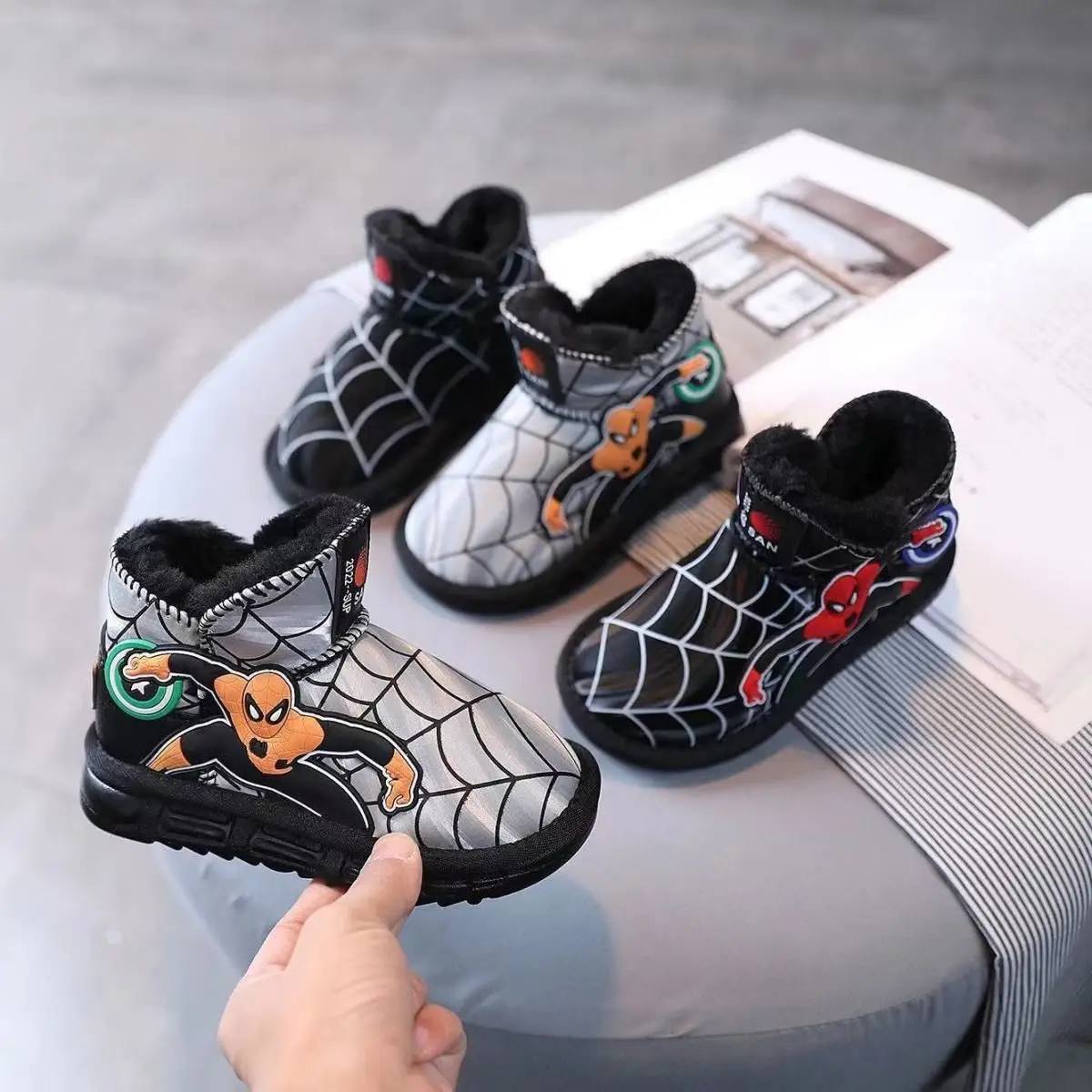 Children snow boots winter of 2023 the new velvet padded explosions soft-soled soft-faced snow cotton fashion Joker cotton boots
Children snow boots winter of 2023 the new velvet padded explosions soft-soled soft-faced snow cotton fashion Joker cotton boots