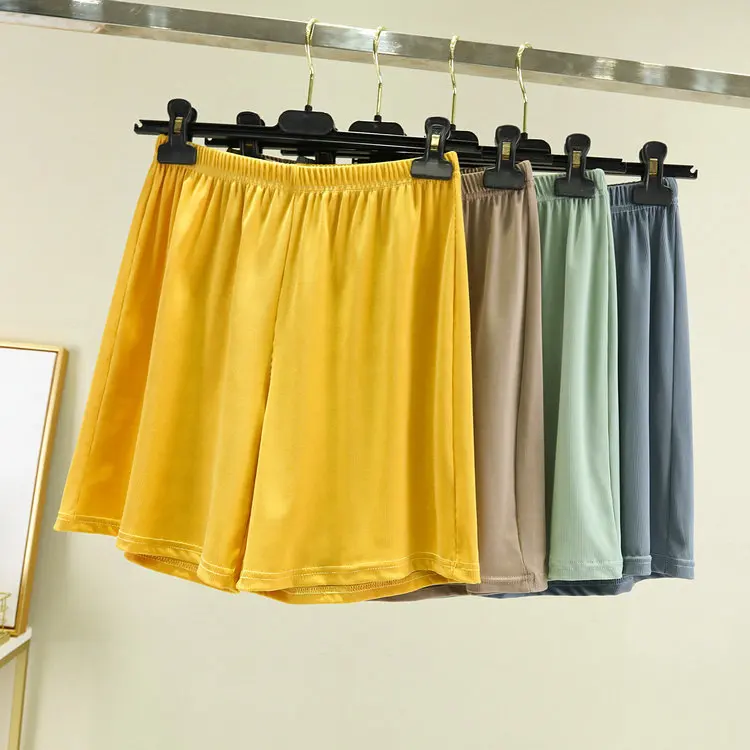 Thin Ice Modal Shorts for Ladies Summer High Waist Wide Leg Pants Loose Versatile Casual Pants Elastic Waist Pantalones Cortos
Thin Ice Modal Shorts for Ladies Summer High Waist Wide Leg Pants Loose Versatile Casual Pants Elastic Waist Pantalones Cortos