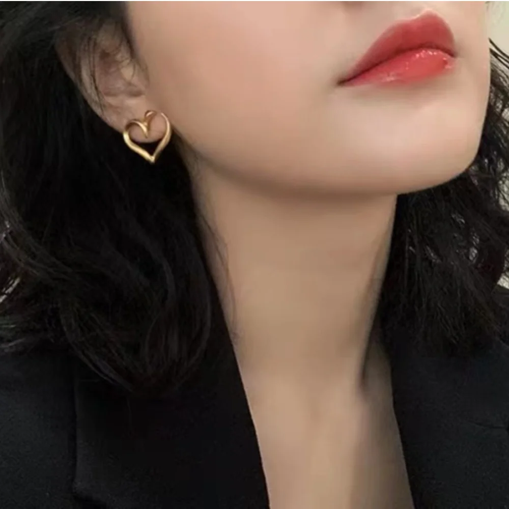 18K Pure Gold Heart Earring Real AU750 Women Solid Gold Chain Beautiful Upscale Trendy Classic Party Fine Jewelry
18K Pure Gold Heart Earring Real AU750 Women Solid Gold Chain Beautiful Upscale Trendy Classic Party Fine Jewelry