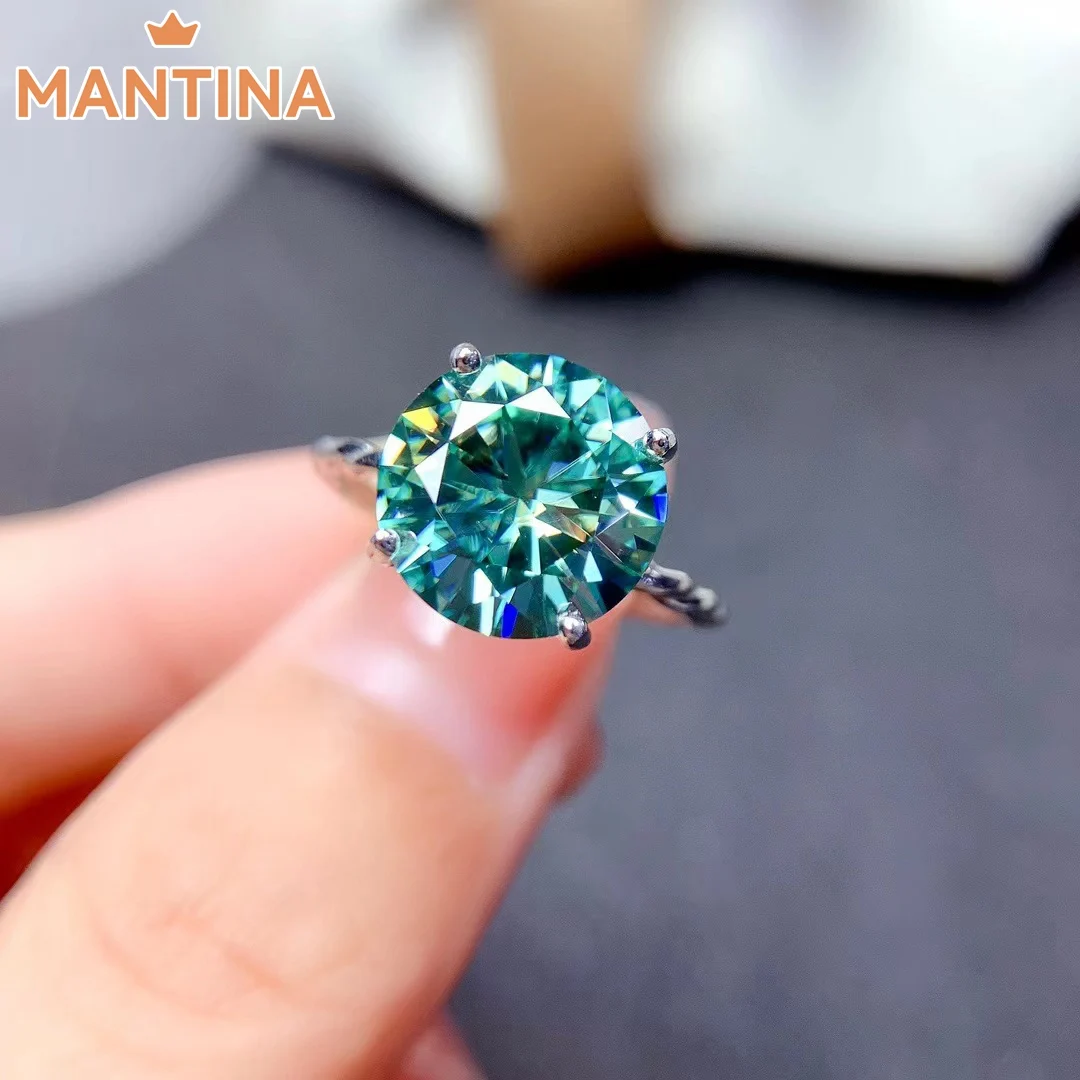 S925 Sterling Silver Diamond Tested 5 Carat Turquoise VVS1 Moissanite High Setting Twist Ring Women's Luxury Engagement Gift
S925 Sterling Silver Diamond Tested 5 Carat Turquoise VVS1 Moissanite High Setting Twist Ring Women's Luxury Engagement Gift