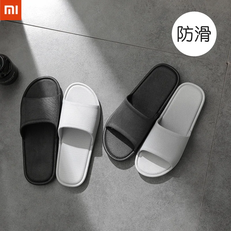 Xiaomi Men's Slippers Couple Indoor Home Non-slip Soft Bottom Bath Bathroom Slippers Women's Summer Sandals Slippers Minimalist
Xiaomi Men's Slippers Couple Indoor Home Non-slip Soft Bottom Bath Bathroom Slippers Women's Summer Sandals Slippers Minimalist