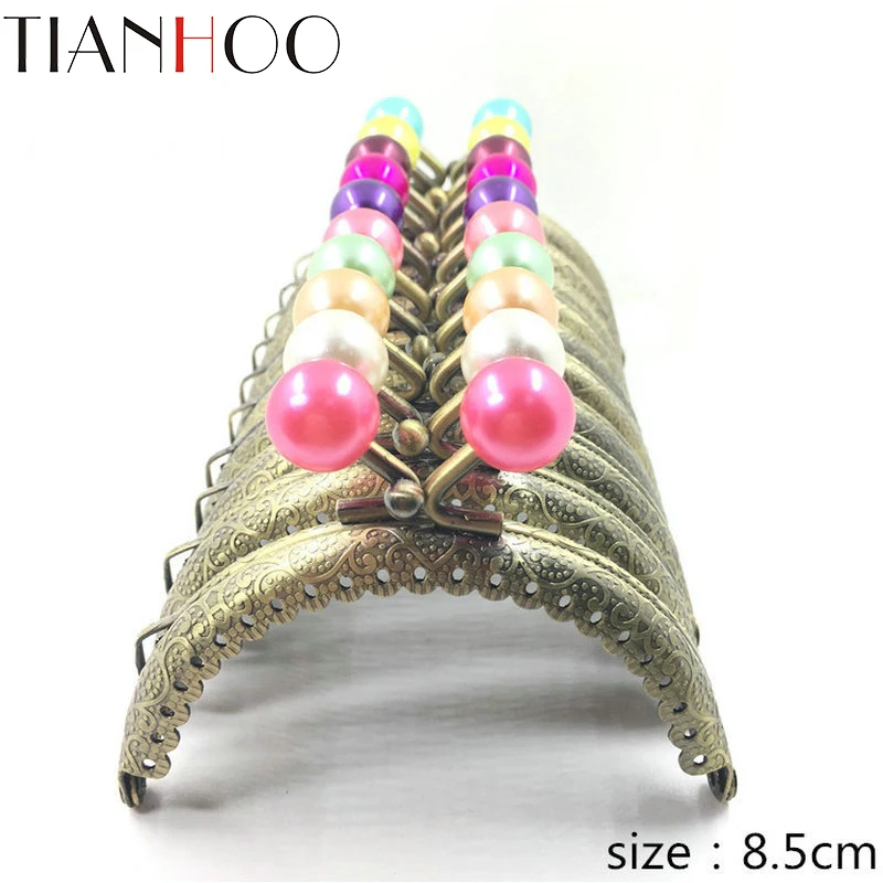 10pcs 8.5cm Round Metal Purse Frame Handle for DIY Making Clutch Bag Handbag Accessories 14mm Candy Head Kiss Clasp Lock
10pcs 8.5cm Round Metal Purse Frame Handle for DIY Making Clutch Bag Handbag Accessories 14mm Candy Head Kiss Clasp Lock