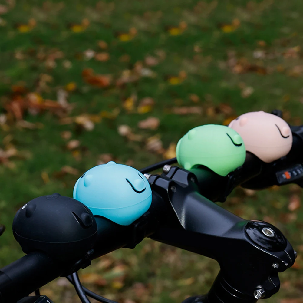 Children Bike Front Lights 3 Lighting Modes Cartoon Pig Handlebar Light USB Rechargeable Accessories for Balance Car Decoration
Children Bike Front Lights 3 Lighting Modes Cartoon Pig Handlebar Light USB Rechargeable Accessories for Balance Car Decoration