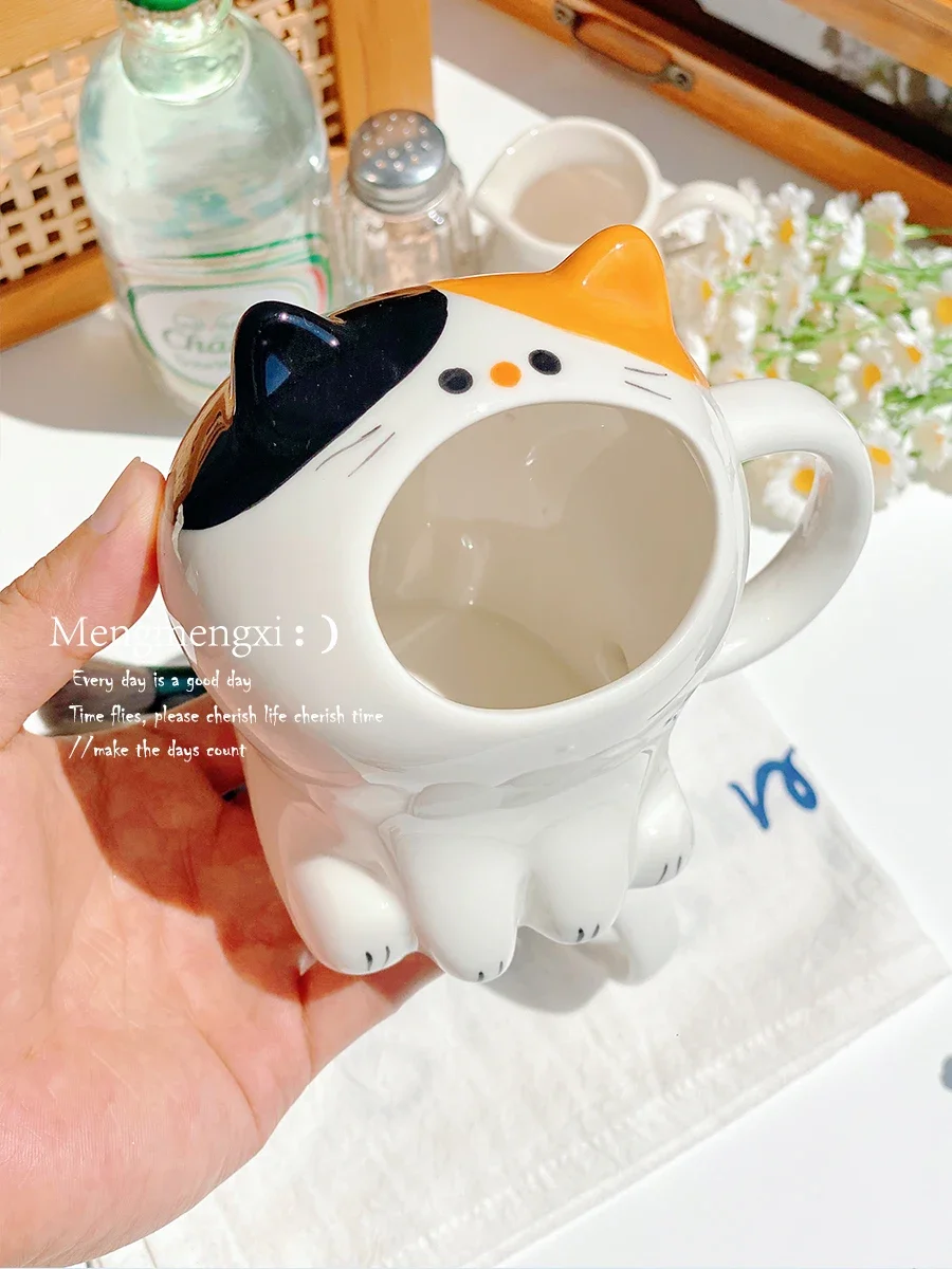 Керамическая кружка с котом
Керамическая кружка с котом