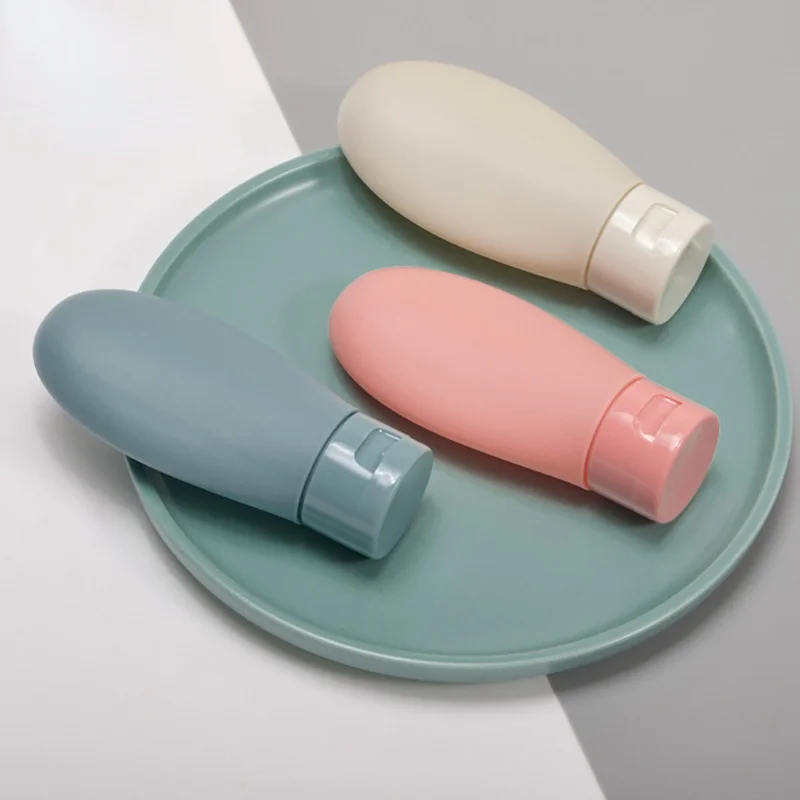 3pcs/set Nordic Syle Travel Refillable Bottle Kit Portable Essence Shampoo Shower Gel Bottles Container Can carry on the Plane
3pcs/set Nordic Syle Travel Refillable Bottle Kit Portable Essence Shampoo Shower Gel Bottles Container Can carry on the Plane