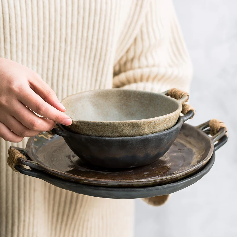Vintage Feature Handle Bowl Kitchen Dinner Set Plates and Dishes Coarse Ceramics Hemp Rope Double Ear Plate Table Art Deco Plate
Vintage Feature Handle Bowl Kitchen Dinner Set Plates and Dishes Coarse Ceramics Hemp Rope Double Ear Plate Table Art Deco Plate