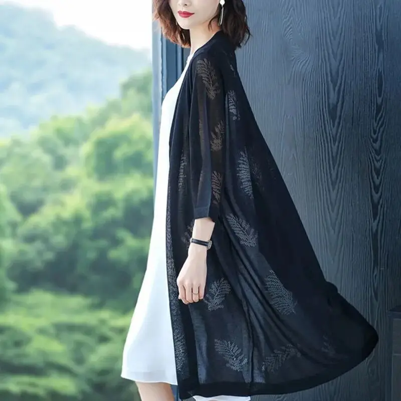Lace Medium Long Cardigan 2022 Summer Women Outerwear Sun Protection Clothing Thin Top Coat Fashion Blouse Female Shrug
Lace Medium Long Cardigan 2022 Summer Women Outerwear Sun Protection Clothing Thin Top Coat Fashion Blouse Female Shrug