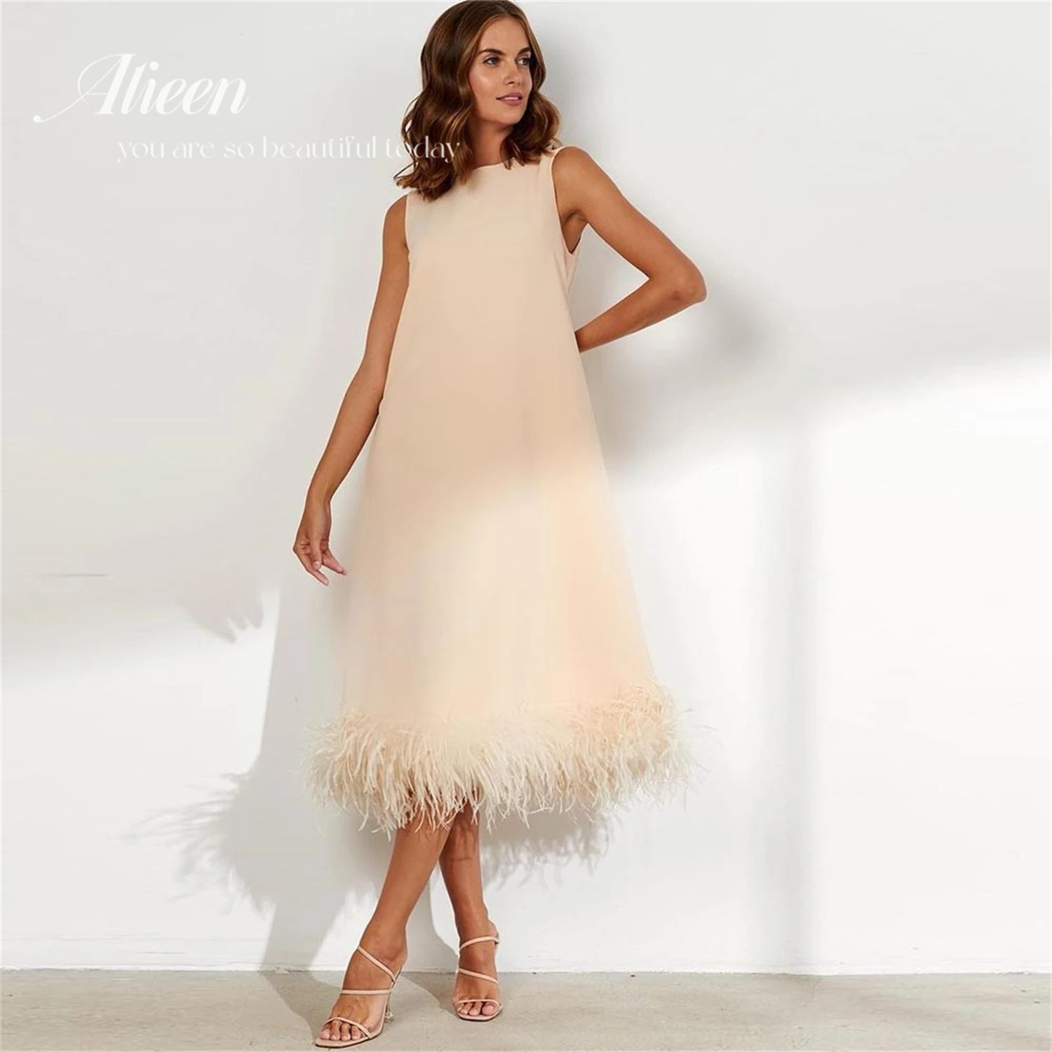 Saudi Arabia Elegant Party Dresses for Women 2023 Sleeveless Chic and Elegant Woman Dress White Feather Prom Gown Aileen Robe
Saudi Arabia Elegant Party Dresses for Women 2023 Sleeveless Chic and Elegant Woman Dress White Feather Prom Gown Aileen Robe
