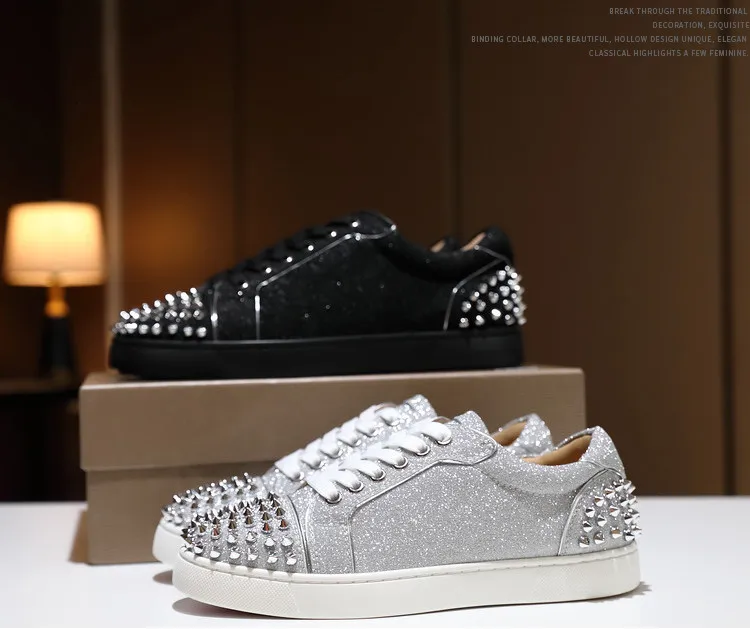 Designer luxury men's and women's low-top men's shoes red bottom flash powder silver rivets black sequin leather large size coup
Designer luxury men's and women's low-top men's shoes red bottom flash powder silver rivets black sequin leather large size coup