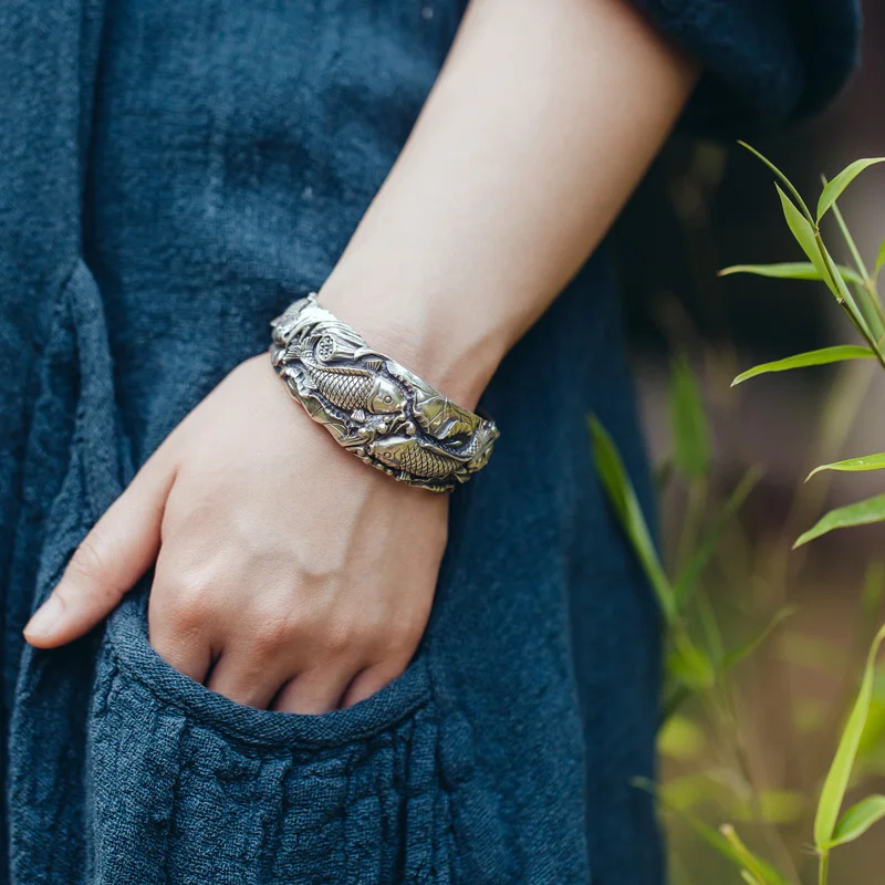 RetroSen New original design Bangles Female Chinese style retro creative Opening Luxury Charm Fish Women's Silver Jewelry
RetroSen New original design Bangles Female Chinese style retro creative Opening Luxury Charm Fish Women's Silver Jewelry
