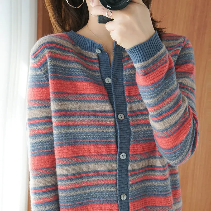 Office Lady Casual Striped Knitted Cardigan 2023 Autumn Winter Women's Clothing Loose Fashion Single-breasted Round Neck Sweater
Office Lady Casual Striped Knitted Cardigan 2023 Autumn Winter Women's Clothing Loose Fashion Single-breasted Round Neck Sweater