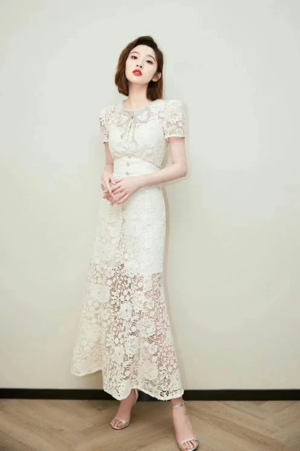 Women Beaded Edge Bowknot Decoration Lace Embroidery Long Trumpet & Mermaid Dress
Women Beaded Edge Bowknot Decoration Lace Embroidery Long Trumpet & Mermaid Dress