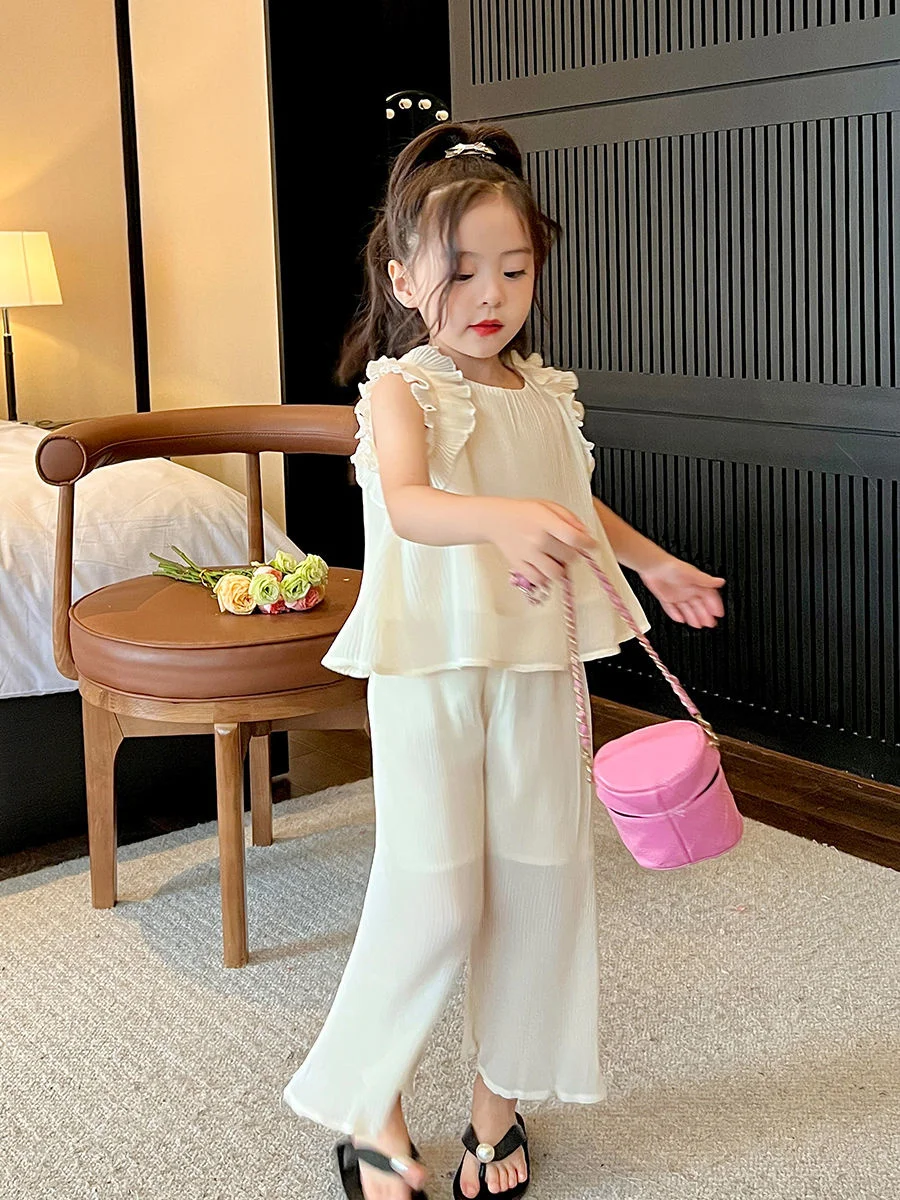 Retail 2023 New Baby Girls Summer Boutique Fashion Sets, Top+ Pants Princess Elegant Suits 3-8T
Retail 2023 New Baby Girls Summer Boutique Fashion Sets, Top+ Pants Princess Elegant Suits 3-8T