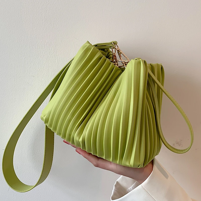 PU Leather Female Bag Women's Bag 2022 Trend Pleated Bags for Women Casual Handbag Shoulder Luxury Woman Handbags
PU Leather Female Bag Women's Bag 2022 Trend Pleated Bags for Women Casual Handbag Shoulder Luxury Woman Handbags