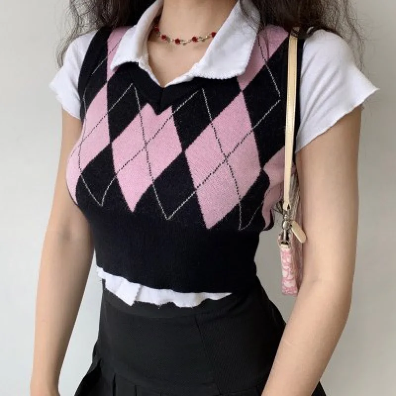Knitted Vest Female College Style Base Candy Color round Neck Retro Hit Color Diamond Lattice Soft Glutinous Sweater Women
Knitted Vest Female College Style Base Candy Color round Neck Retro Hit Color Diamond Lattice Soft Glutinous Sweater Women