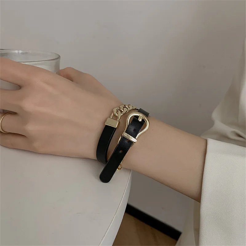 2022 Fashion Leather CC bracelet Vintage Summer Woman Multilayer Chain Bracelets Luxury Jewelry
2022 Fashion Leather CC bracelet Vintage Summer Woman Multilayer Chain Bracelets Luxury Jewelry