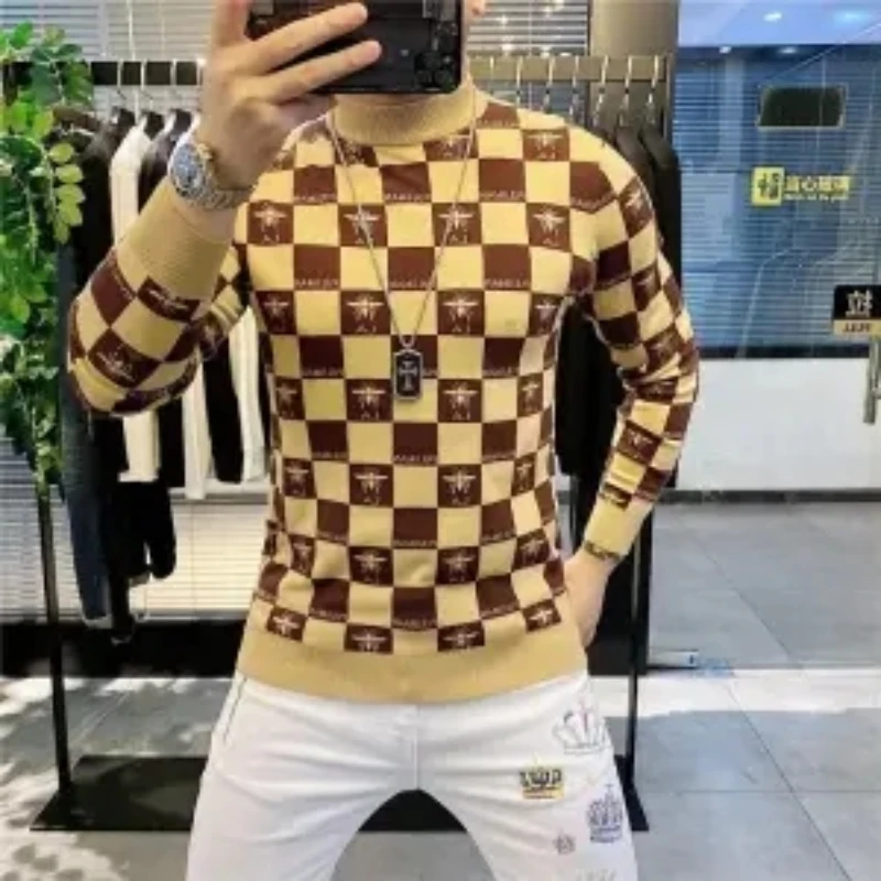 European and American Fashion Check Knit Jacket Men's 2022 Fall/winter V-neck Casual Short Slim Cardigan Coat
European and American Fashion Check Knit Jacket Men's 2022 Fall/winter V-neck Casual Short Slim Cardigan Coat