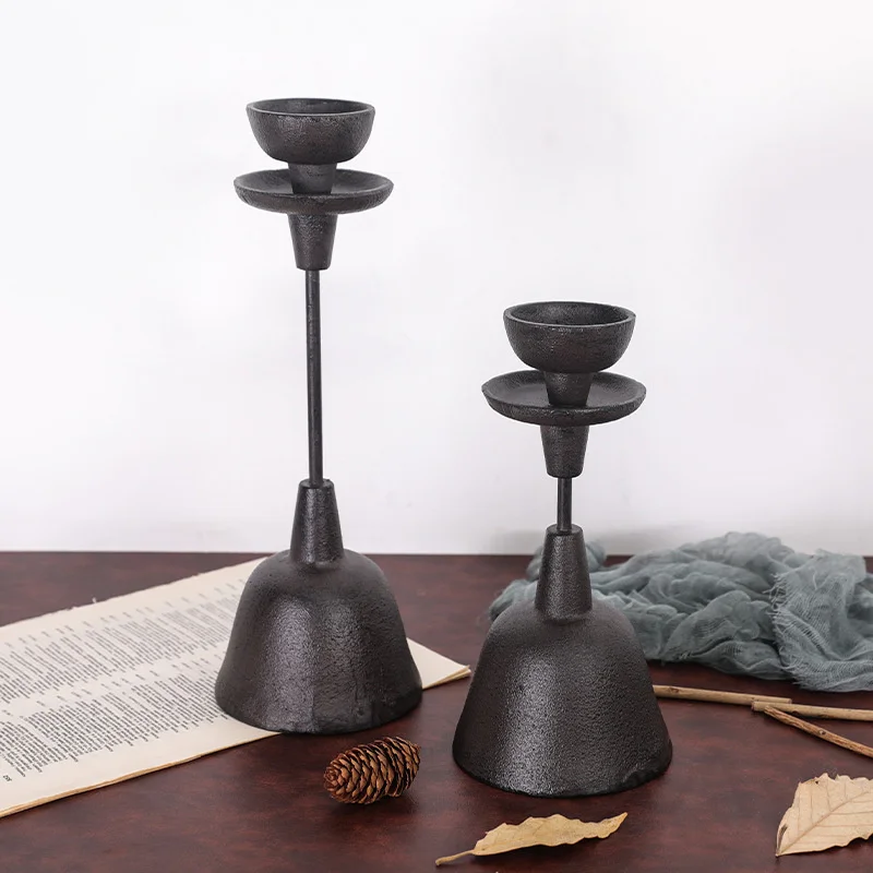 American soft Candlestick Chinese teahouse home furnishings Hotel cast iron home stay antique props Candlestick iron art
American soft Candlestick Chinese teahouse home furnishings Hotel cast iron home stay antique props Candlestick iron art