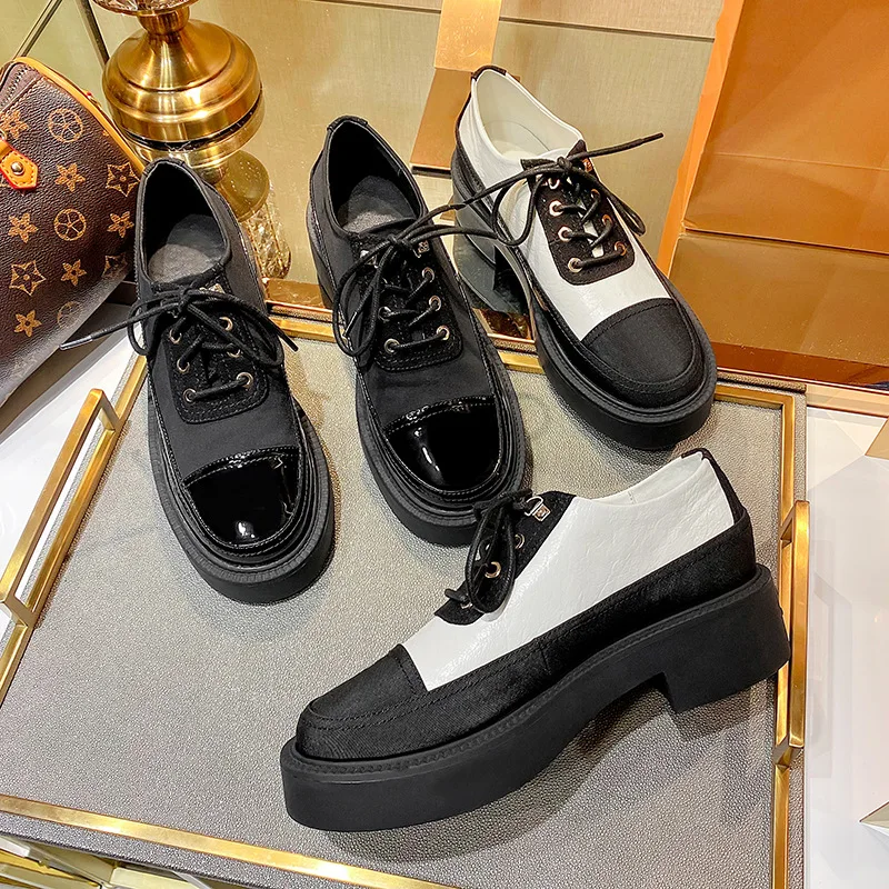 Women's shoes all-match new round toe Martin boots women's thick-soled height-enhancing shoes fashion close women's shoes
Women's shoes all-match new round toe Martin boots women's thick-soled height-enhancing shoes fashion close women's shoes