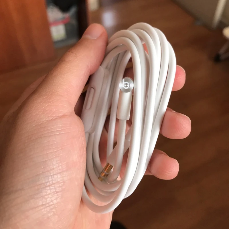 3.5mm Plug Earphone Cable Line Connection Compatible withStudio3 Solo2.0 pro Headset Wire 150cm Cable Length
3.5mm Plug Earphone Cable Line Connection Compatible withStudio3 Solo2.0 pro Headset Wire 150cm Cable Length