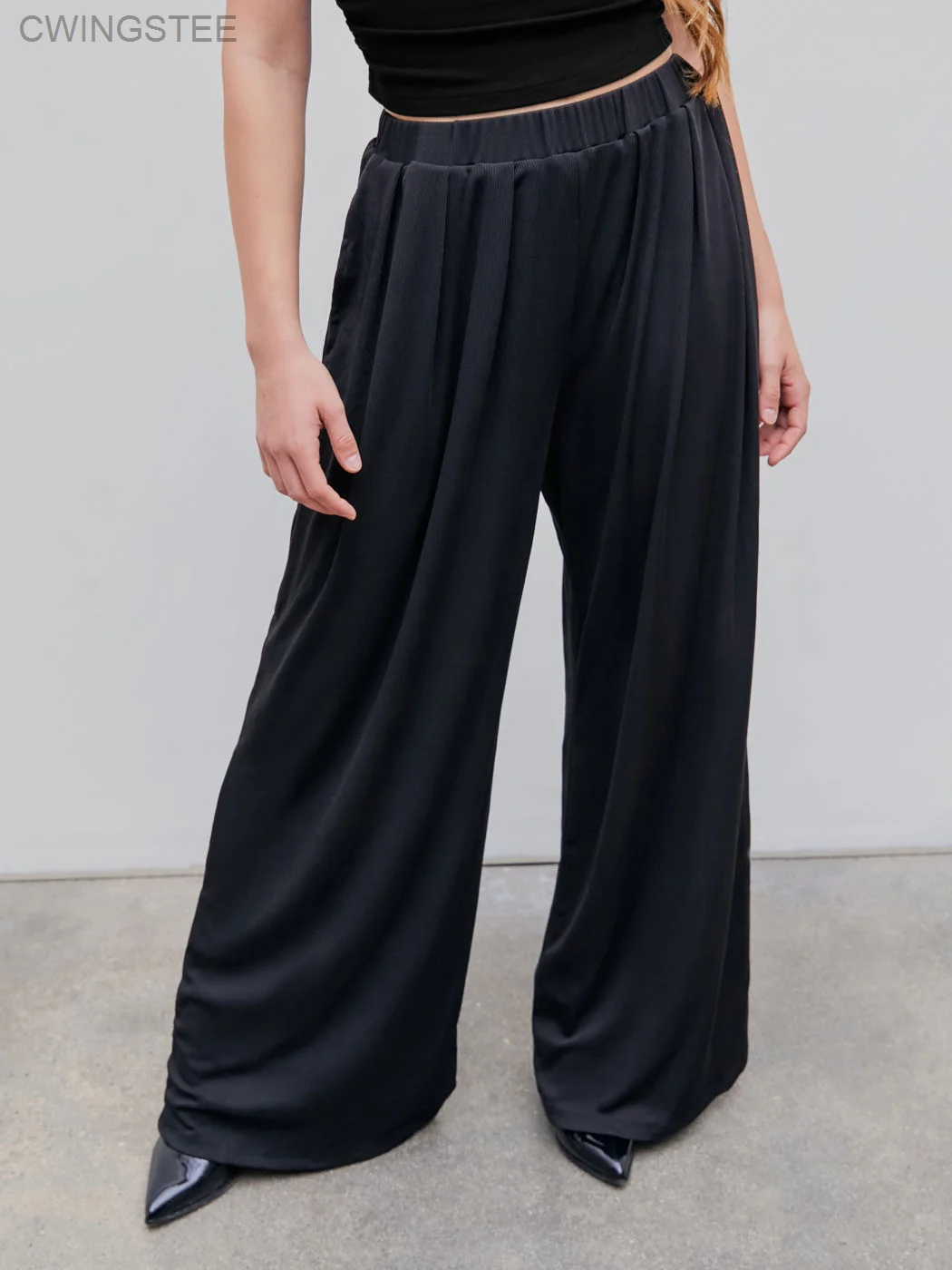 2023 New Pleated Casual Pants Women's Summer Korean High Waist Slim Drape Pleated Wide Leg Black Trousers
2023 New Pleated Casual Pants Women's Summer Korean High Waist Slim Drape Pleated Wide Leg Black Trousers