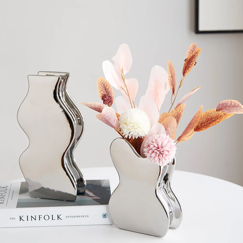 Silver Electroplating Ceramic Vase Nordic Home Decor Luxury Living Room Decoration Wedding Table Decoration Desk Accessories
Silver Electroplating Ceramic Vase Nordic Home Decor Luxury Living Room Decoration Wedding Table Decoration Desk Accessories