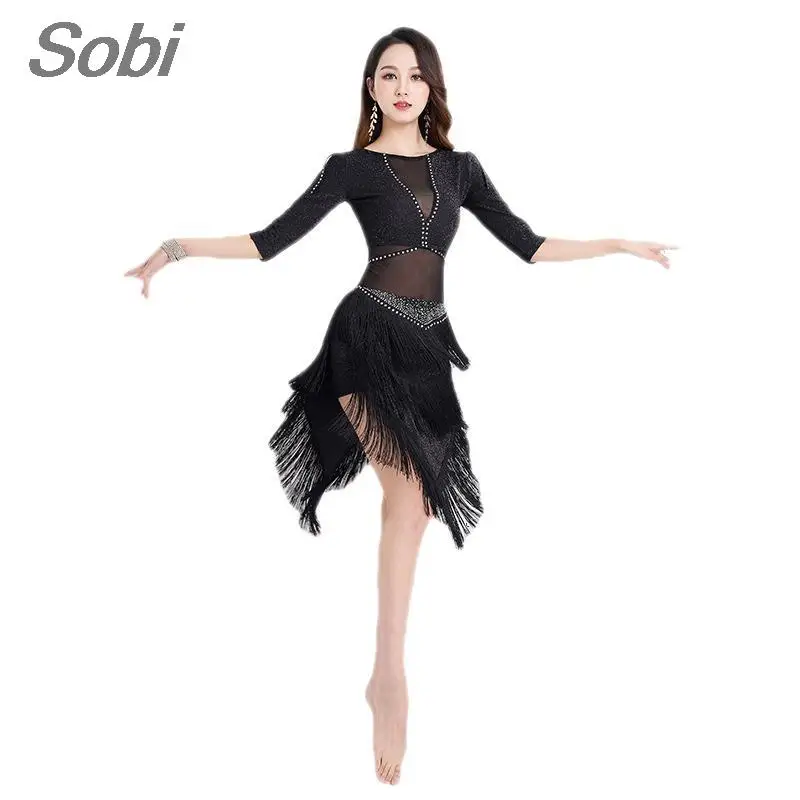 Женское платье для латиноамериканских танцев, сексуальный костюм с бахромой для бальной комнаты, танго, сальсы, верх и искусство, тренировочная одежда
Женское платье для латиноамериканских танцев, сексуальный костюм с бахромой для бальной комнаты, танго, сальсы, верх и искусство, тренировочная одежда