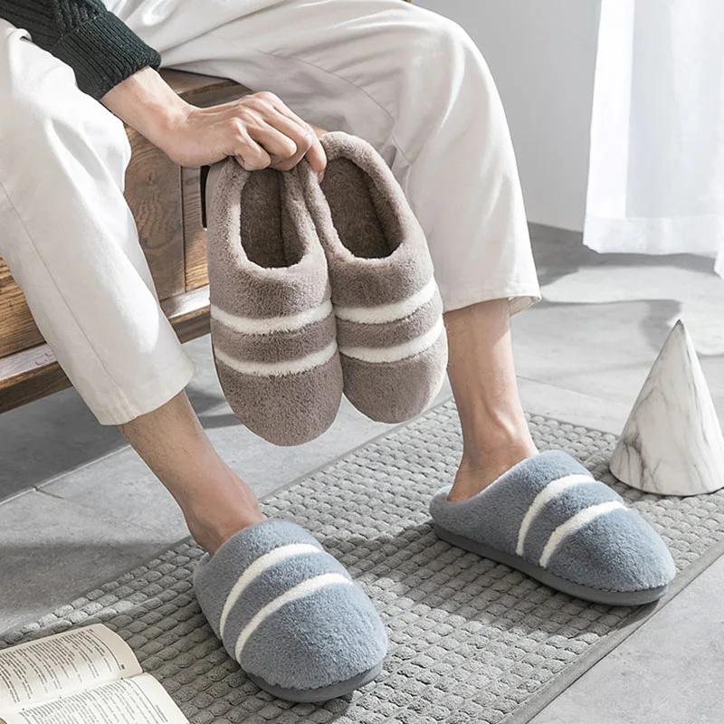 Winter Slippers Women Shoes Home Soft Couple Comfortable House Plush Bedroom Family Memory Foam Cozy Non-Slip High Quality Y
Winter Slippers Women Shoes Home Soft Couple Comfortable House Plush Bedroom Family Memory Foam Cozy Non-Slip High Quality Y