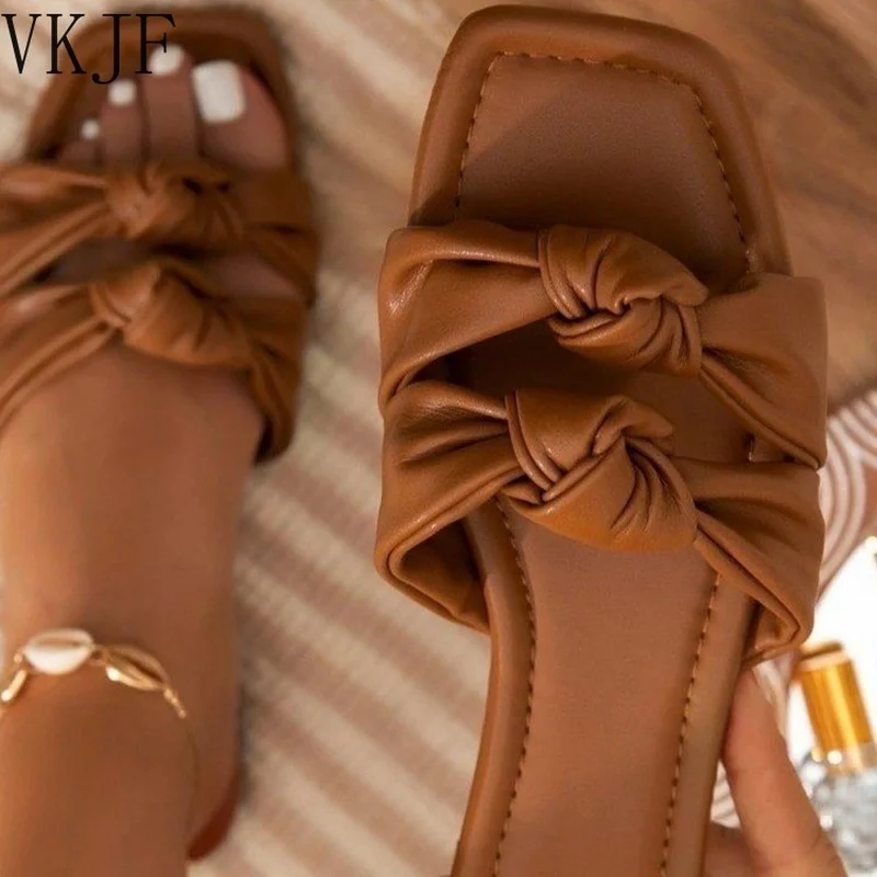 Женские плетеные тапки, Повседневные тапочки на плоской подошве, с бантом, большие размеры, лето 2022
Женские плетеные тапки, Повседневные тапочки на плоской подошве, с бантом, большие размеры, лето 2022