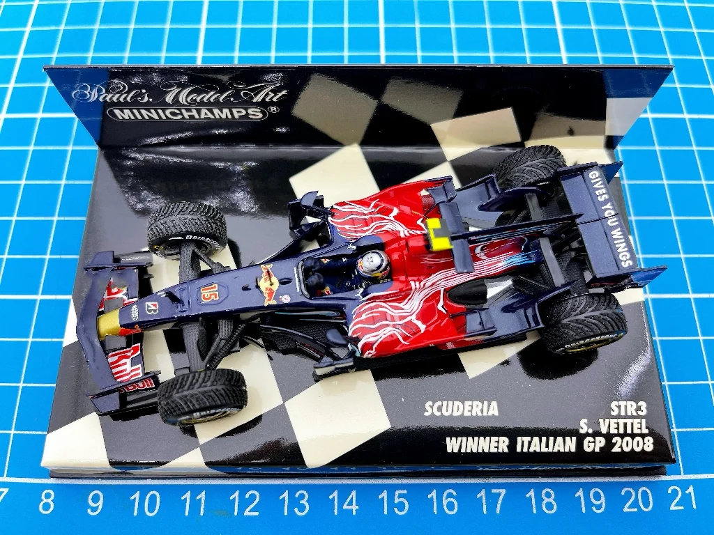 Minichamps 1:43 F1 STR3 2008 Sebastian Vettel Italy Simulation Limited Edition Resin Metal Static Car Model Toy Gift
Minichamps 1:43 F1 STR3 2008 Sebastian Vettel Italy Simulation Limited Edition Resin Metal Static Car Model Toy Gift