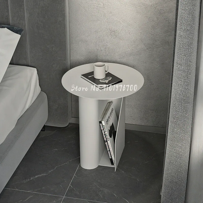 Nordic creative designer bedroom bedside table modern minimalist white small bedside table light luxury small table
Nordic creative designer bedroom bedside table modern minimalist white small bedside table light luxury small table