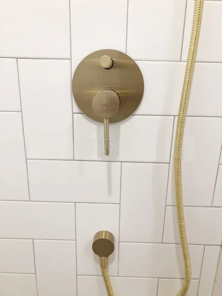 

Скрытая душевая лейка Vidric для ванной комнаты, комплект из твердой латуни, черный/хром, душевая лейка «Водопад» 8 дюймов, рычаг для душа, переключающий клапан