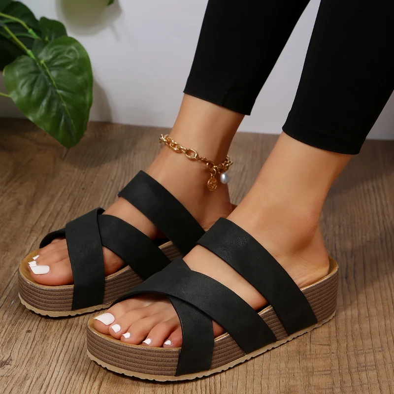 Summer Women Sandals Sexy Open Toe Broad Band Crossover Slip-On Thick Platform Shoes Casual Flat Slippers Big Size 43
Summer Women Sandals Sexy Open Toe Broad Band Crossover Slip-On Thick Platform Shoes Casual Flat Slippers Big Size 43