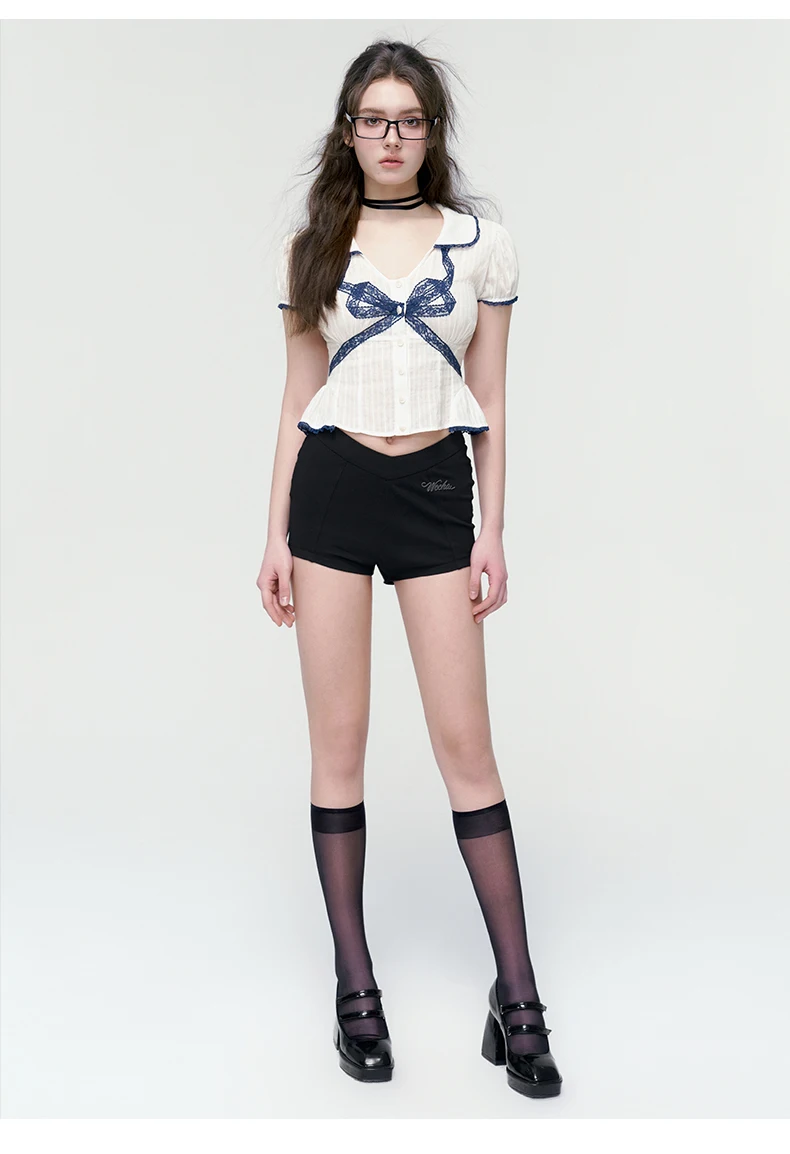 Women's Lace Bow Short Sleeved Shirt Summer New Female Sexy Slim Thin POLO V-neck Short Tee Young Girl Top
Women's Lace Bow Short Sleeved Shirt Summer New Female Sexy Slim Thin POLO V-neck Short Tee Young Girl Top