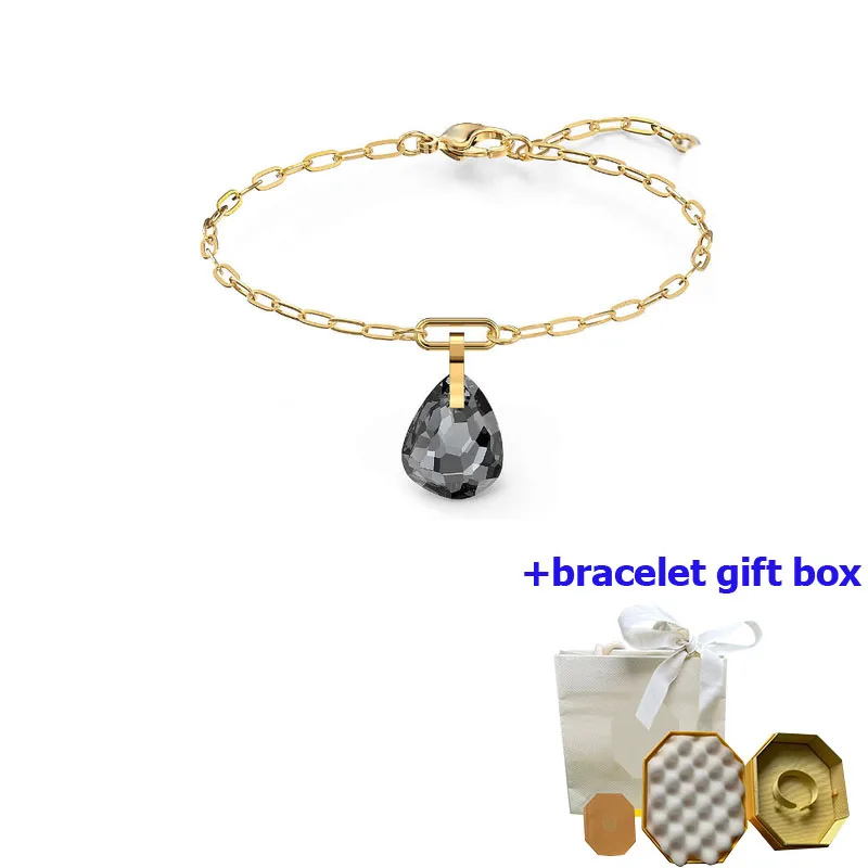 High quality luxury silver diamond studded women's bracelet, enhancing temperament, beauty, and moving, free of shipping
High quality luxury silver diamond studded women's bracelet, enhancing temperament, beauty, and moving, free of shipping