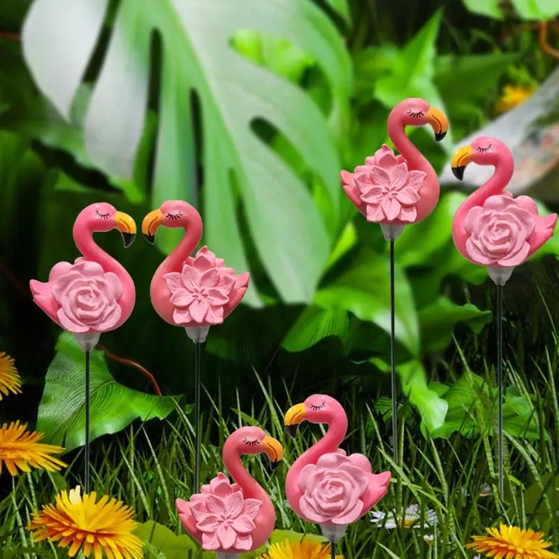 Декоративная карта в виде фламинго для украшения сада 
Декоративная карта в виде фламинго для украшения сада