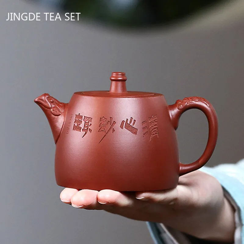 Chinese Yixing Tea Pot Authentic Purple Clay Filter Teapots Handmade Beauty Kettle Tea Ceremony Supplies Customized Gifts 180ml
Chinese Yixing Tea Pot Authentic Purple Clay Filter Teapots Handmade Beauty Kettle Tea Ceremony Supplies Customized Gifts 180ml