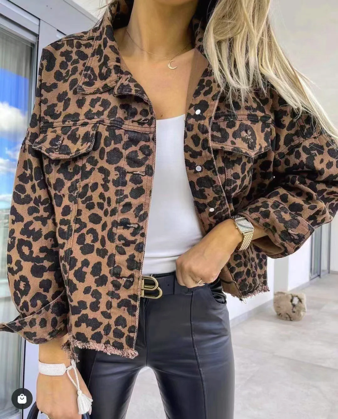 2023Casual, elegant and comfortable slim denim jacket,Cowboy coat autumn new leopard print cowboy coat (female)
2023Casual, elegant and comfortable slim denim jacket,Cowboy coat autumn new leopard print cowboy coat (female)