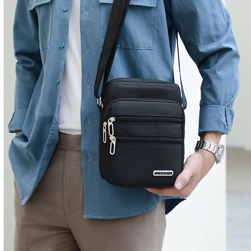 Men Oxford Cloth Shoulder Bag Messenger Bag Casual Waterproof Nylon Zipper Pocket Handbag Fashion Tote Travel Male Crossbody Bag
Men Oxford Cloth Shoulder Bag Messenger Bag Casual Waterproof Nylon Zipper Pocket Handbag Fashion Tote Travel Male Crossbody Bag