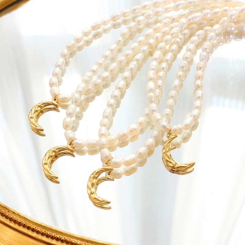 Summer Autumn New Women Necklace Retro Pearl Necklace Clavicle Chain Titanium Steel Crescent Freshwater Pearl Necklace Wholesale
Summer Autumn New Women Necklace Retro Pearl Necklace Clavicle Chain Titanium Steel Crescent Freshwater Pearl Necklace Wholesale