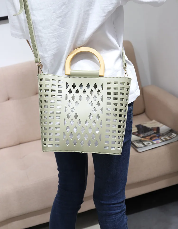 Handbags Casual Crossbody Bags for Women Shoulder Messenger Bags Summer Ladies Hollow Out Beach Bag Sac de femmes
Handbags Casual Crossbody Bags for Women Shoulder Messenger Bags Summer Ladies Hollow Out Beach Bag Sac de femmes