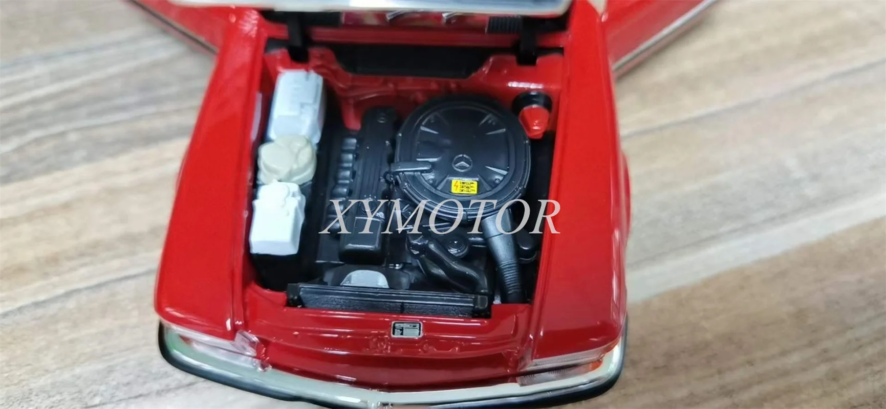 Norev 1/18 для Benz 350SL 1986 Брюс Ли модель автомобиля под давлением коллекция красных