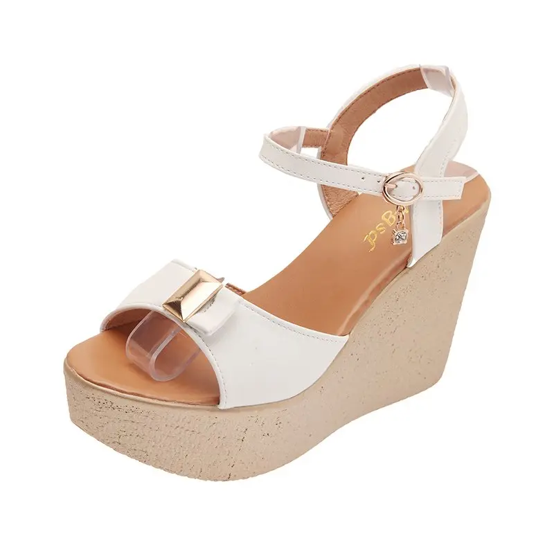 2022 Chunky Sandals Platform Sandals Wedges Shoes for Women Summer Ladies Red Black Metal Buckle Strap Women's Sabot Shoes
2022 Chunky Sandals Platform Sandals Wedges Shoes for Women Summer Ladies Red Black Metal Buckle Strap Women's Sabot Shoes